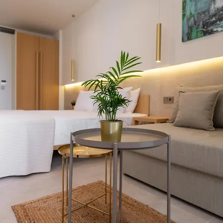 Thera Luxury Living Apart Otel Nikiti (Sithonia)
