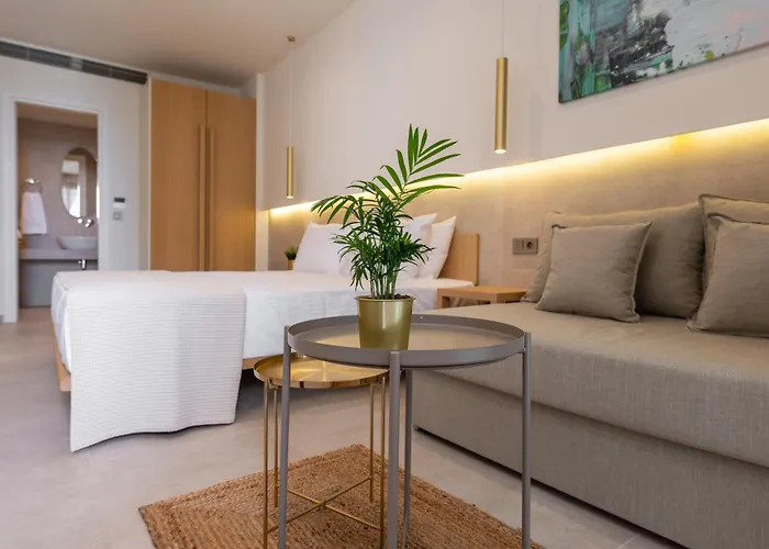 Thera Luxury Living شقة فندقية نيكيتي