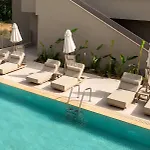 Thera Luxury Living 3* Nikiti (Sithonia)